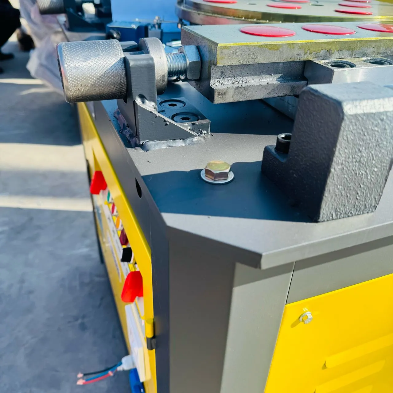 GW52 Bar Bending Machine - Image 3