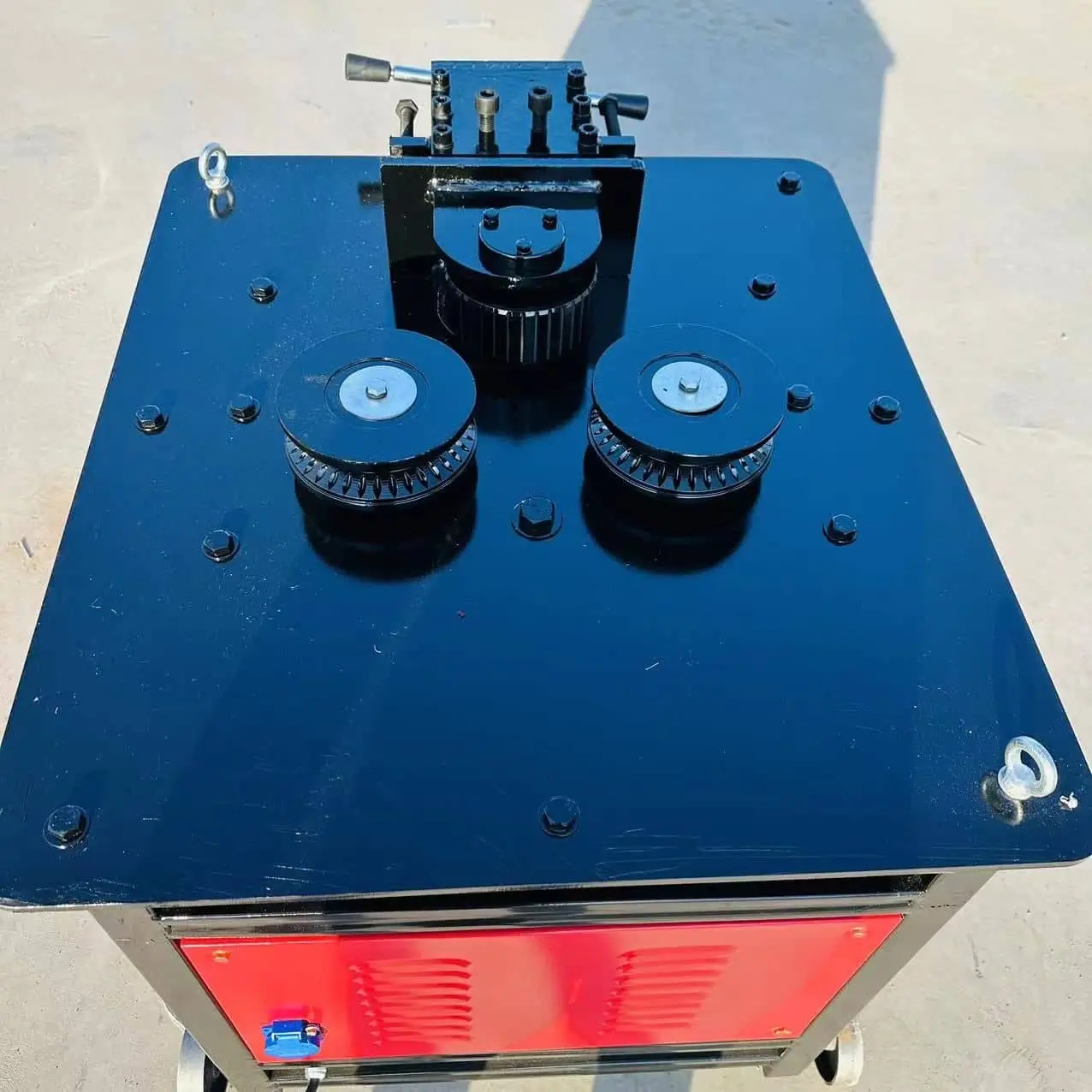 Hutaib spiral machine in operation producing stirrups at Bengaluru construction site